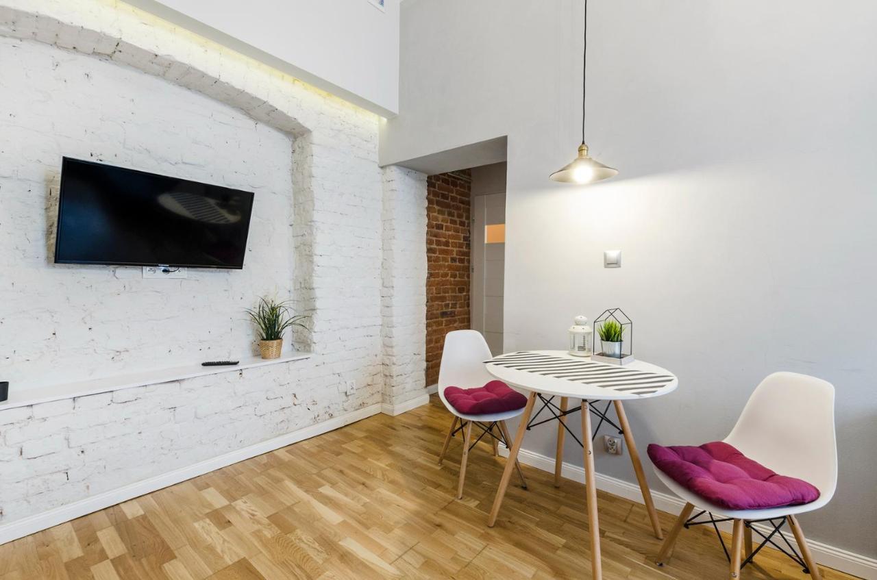 Standard Apartment On 6 Sierpnia Łódź Extérieur photo